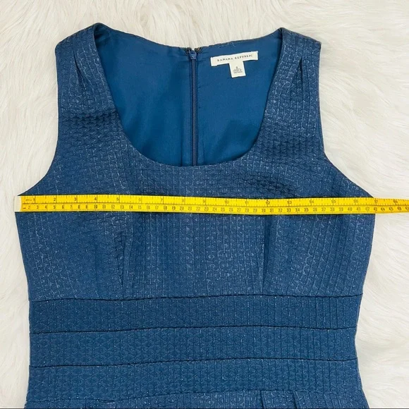 Banana Republic A Line Dress - Picture 7 of 13